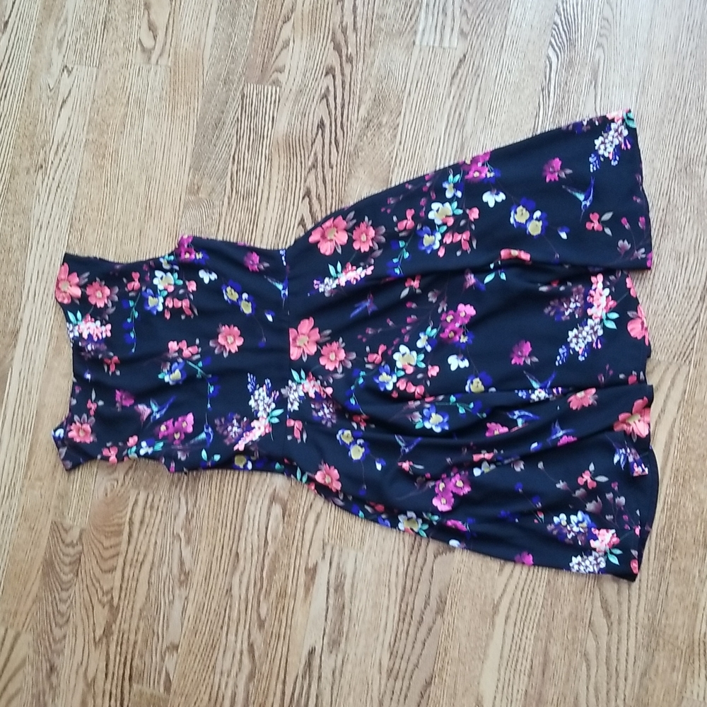 (0) Express Floral Fit & Flare Dress Keyhole Chest Cutout Summer Beach Vacation - Picture 7 of 8